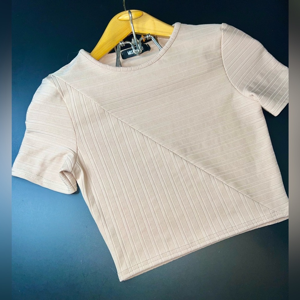 Missguided Beige Ribbed Crop Top Size 4 NWOT